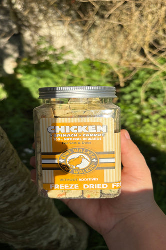 Freeze-dried treats for dogs and cats chicken, carrot, spinach 100% natural 65g